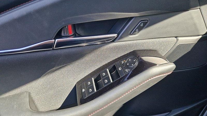 Gebraucht Mazda CX-30 140 PS (102 kW) 2025 Grau SUV