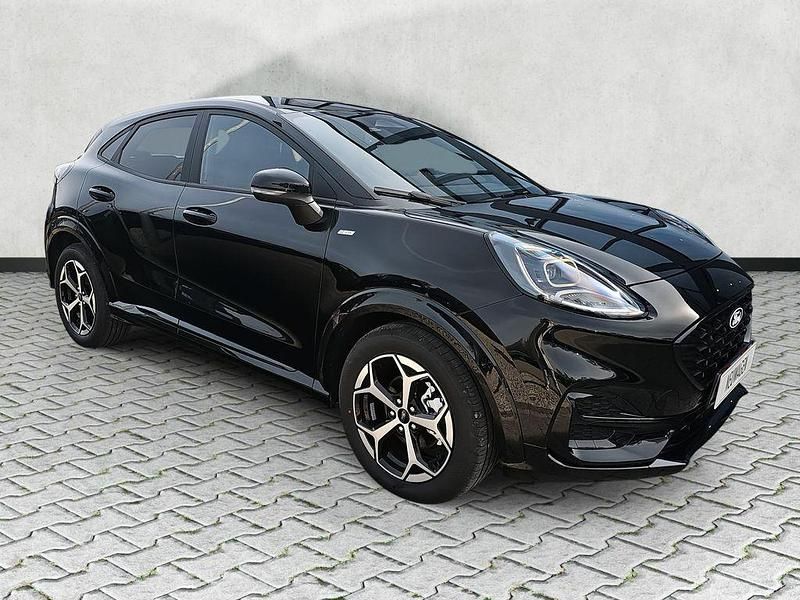 Agate black metallic Neu 2025 Ford Puma Gen-E ST-Line SUV | 26.280 € (Fairer Preis) - Bild 1/3
