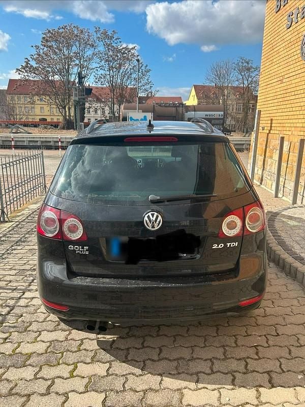 Gebraucht VW Golf Plus Cross Life 140 PS (102 kW) 2013 Schwarz Van / Kleinbus