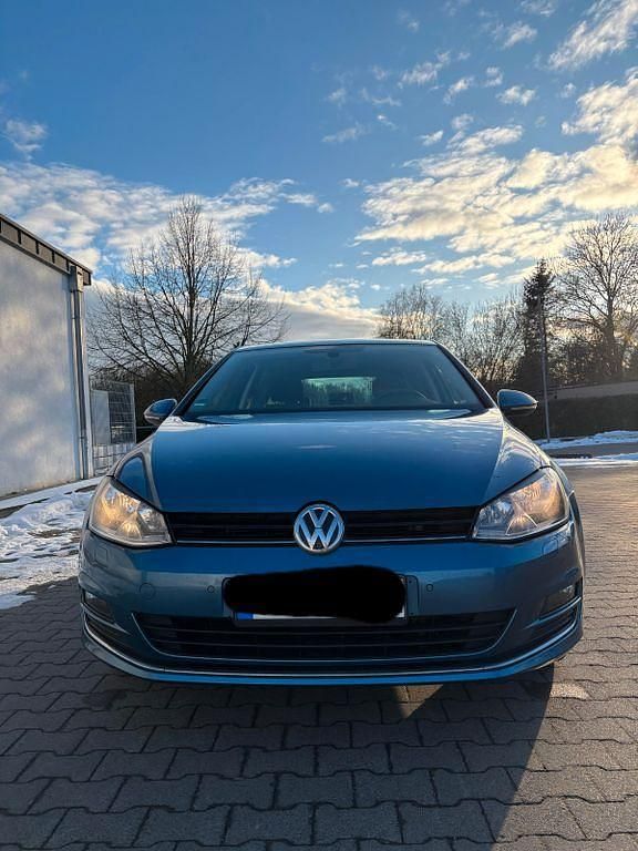 Gebraucht VW Golf Allstar 110 PS (80 kW) 2016 Blau Limousine