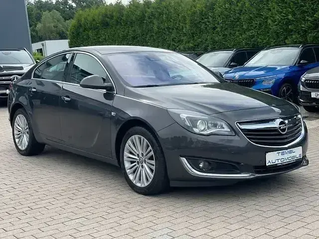 Gebraucht Opel Insignia Innovation 163 PS (119 kW) 2014 Grau Limousine