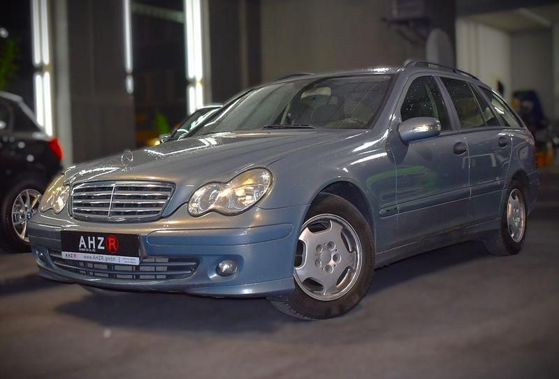 Grau Gebraucht 2005 Mercedes C180 Kombi | 1.250 € (Superpreis) - Bild 1/4