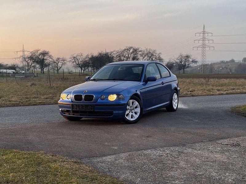 Blau Gebraucht 2004 BMW 316 Compact Kleinwagen | 1.450 € (Fairer Preis) - Bild 1/4