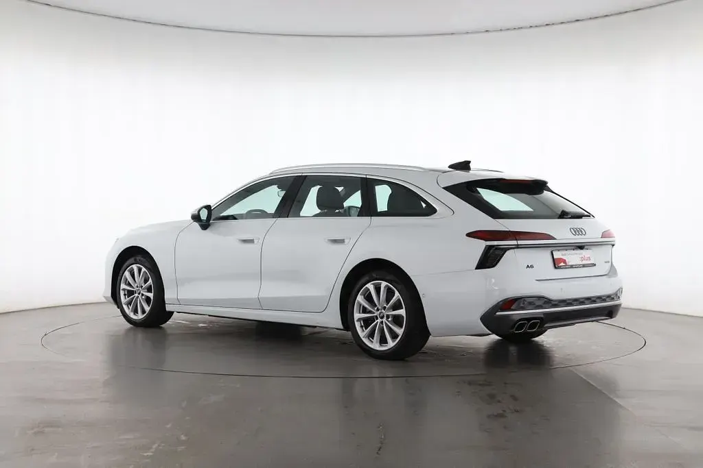 Gebraucht Audi A6 Ambiente 204 PS (150 kW) 2025 Gletscherweiss Kombi