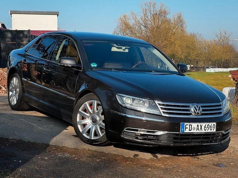 Gebraucht VW Phaeton R 239 PS (175 kW) 2011 Braun Limousine