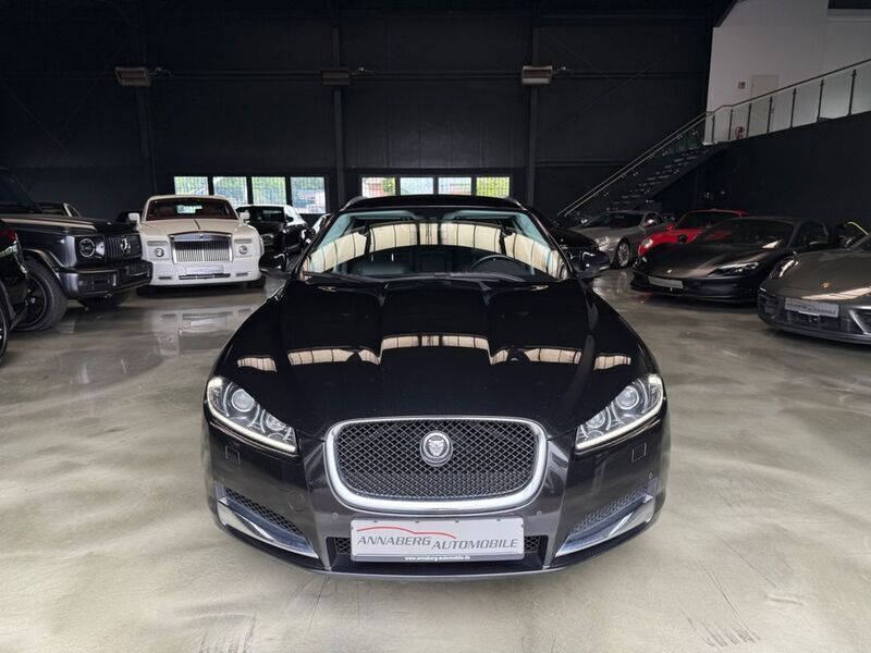 Gebraucht Jaguar XF Sportbrake S 275 PS (202 kW) 2013 Ultimate black . Kombi