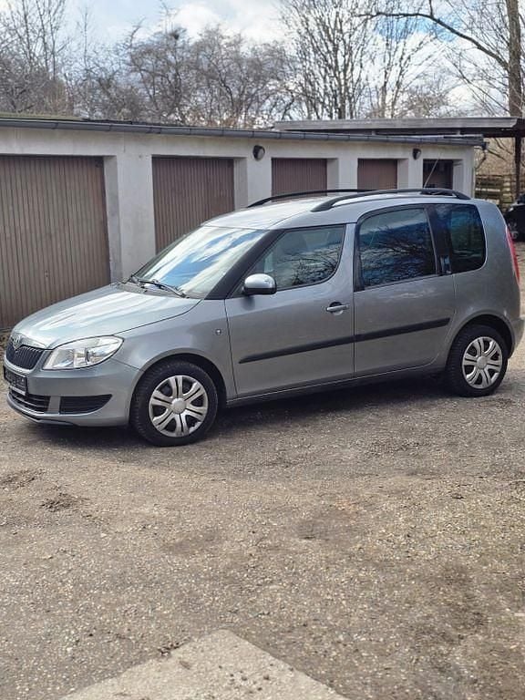 Gebraucht Skoda Roomster 105 PS (77 kW) 2010 Grau Van / Kleinbus