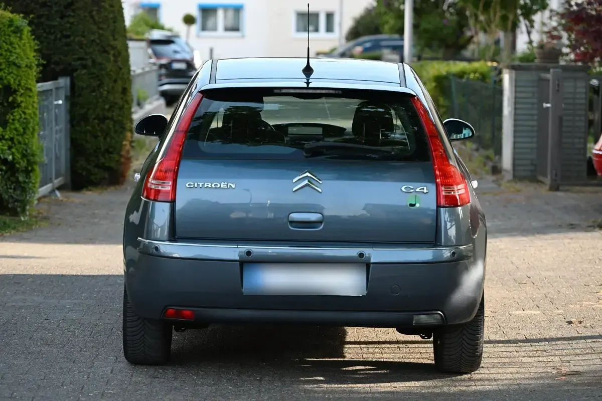 Brugt Citroën C4 Style 109 HK (80 kW) 2005 Grå Hatchback