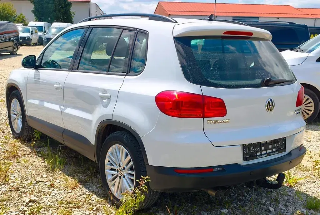 Gebraucht VW Tiguan Trendline 110 PS (80 kW) 2015 Weiß SUV