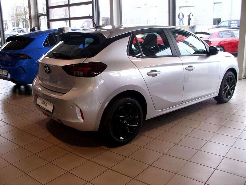 Gebraucht Opel Corsa 75 PS (55 kW) 2024 Kristall silber Limousine