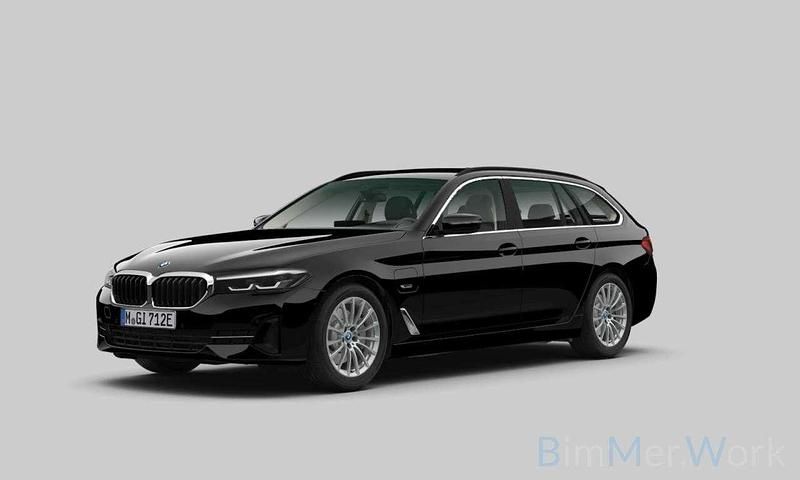 Schwarz ii668 Gebraucht 2022 BMW 520 Sport Line Kombi | 28.999 € (Superpreis) - Bild 1/2