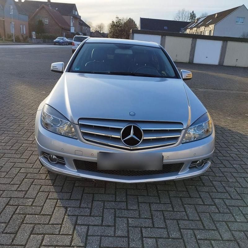Gebraucht Mercedes C220 170 PS (125 kW) 2011 Silber Limousine