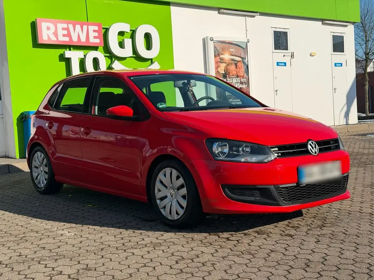 Gebraucht VW Polo 70 PS (51 kW) 2009 Rot Kleinwagen