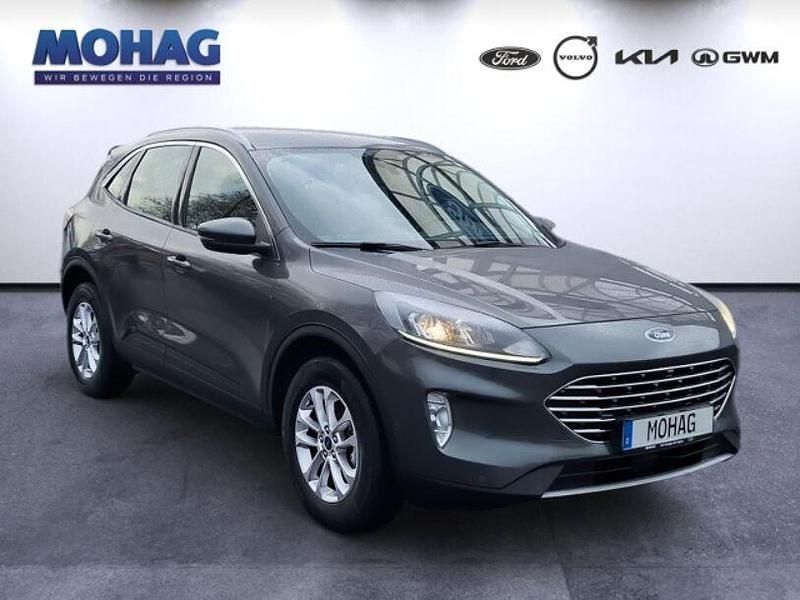 Gebraucht Ford Kuga Titanium 224 PS (164 kW) 2022 Grau SUV