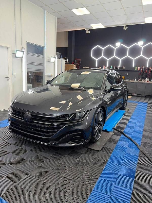 Gebraucht VW Arteon R-line 200 PS (147 kW) 2023 Grau Kombi
