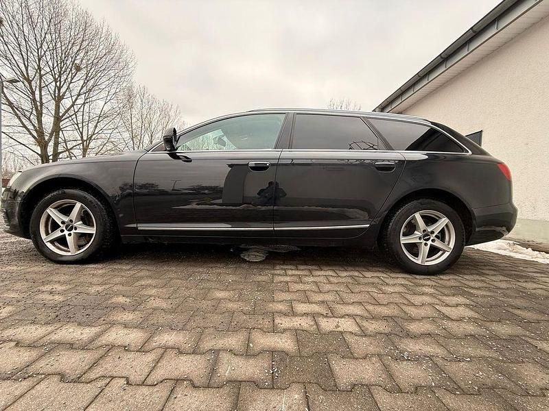 Gebraucht Audi A6 Advanced Plus 190 PS (139 kW) 2011 Schwarz Kombi