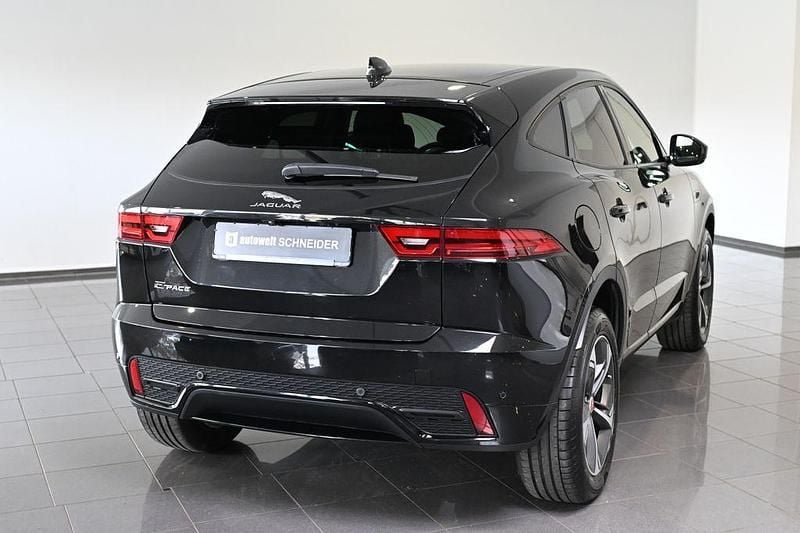 Gebraucht Jaguar E-Pace R-Dynamic 163 PS (119 kW) 2022 Santorini black metallic SUV