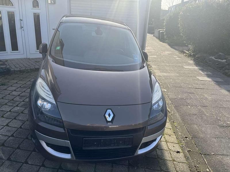 Gebraucht Renault Scénic III Dynamique 131 PS (96 kW) 2011 Van / Kleinbus