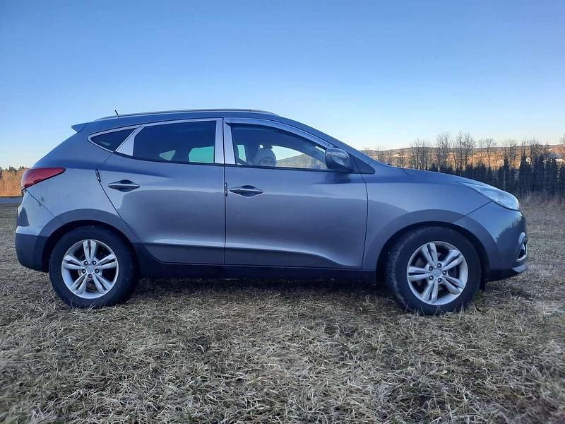 Gebraucht Hyundai ix35 Comfort 116 PS (85 kW) 2011 Grau SUV