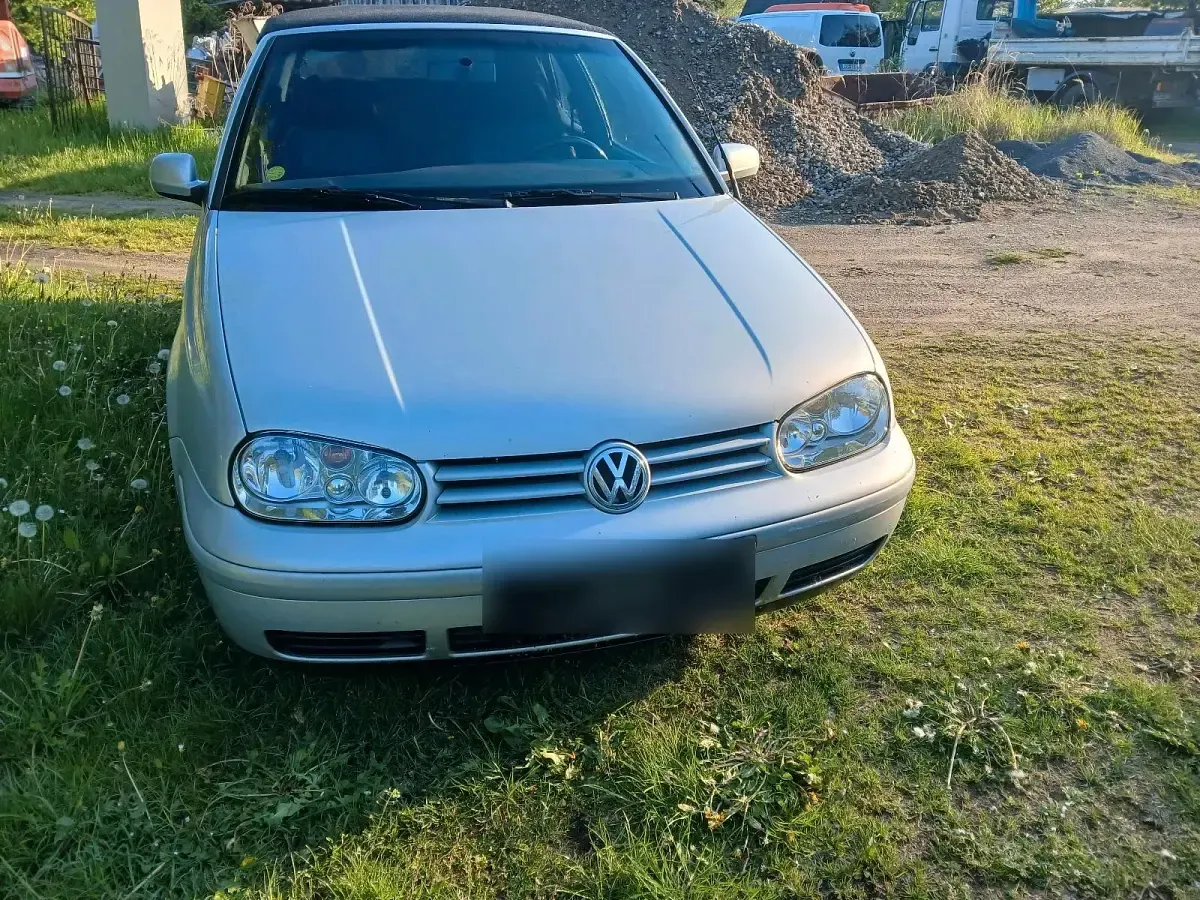 Gebraucht VW Golf 90 PS (66 kW) 2000 Silber Cabrio