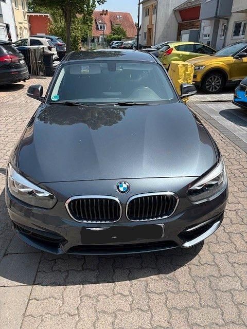 Grau Gebraucht 2017 BMW 116 Advantage Kleinwagen | 10.500 € (Fairer Preis) - Bild 1/4