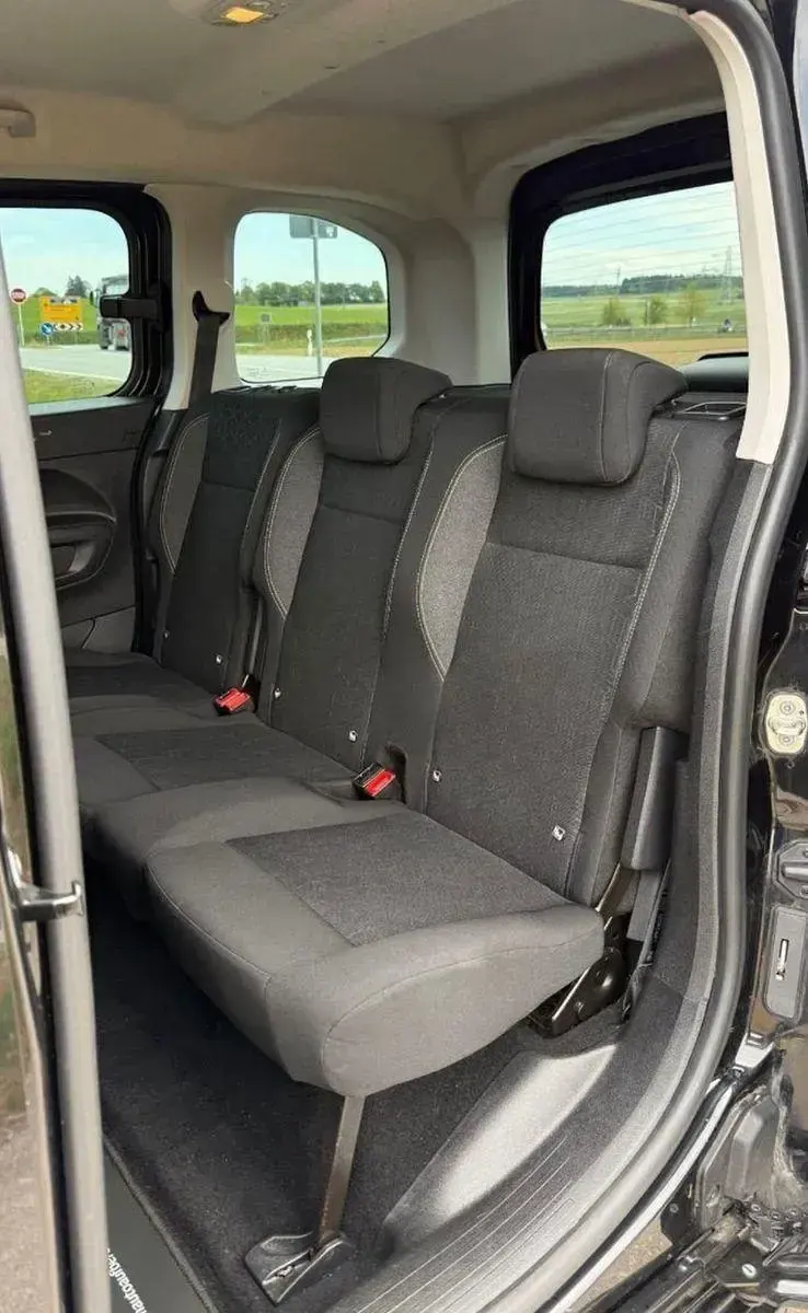 Gebraucht Peugeot Rifter Active 102 PS (75 kW) 2019 Schwarz Van / Kleinbus