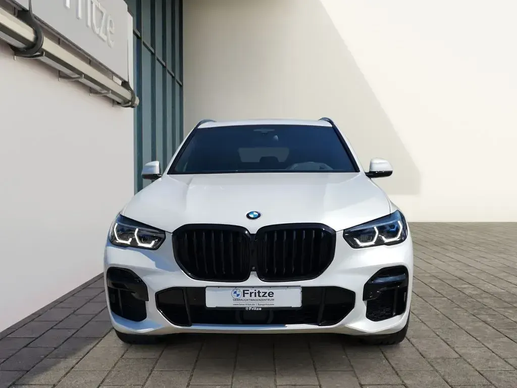 Gebraucht BMW X5 M Sport 286 PS (210 kW) 2023 Weiß SUV