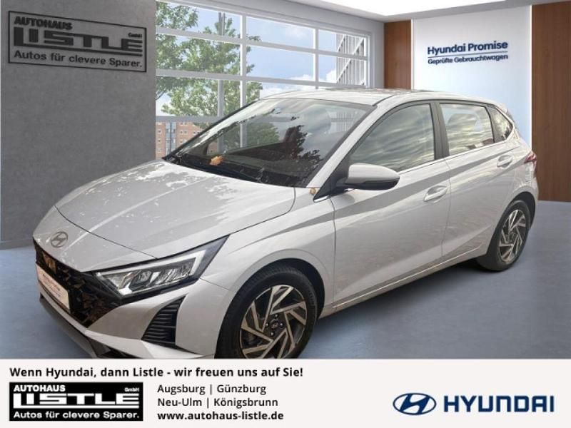 Grau Gebraucht 2024 Hyundai i20 Advanced Kleinwagen | 18.785 € (Fairer Preis) - Bild 1/4