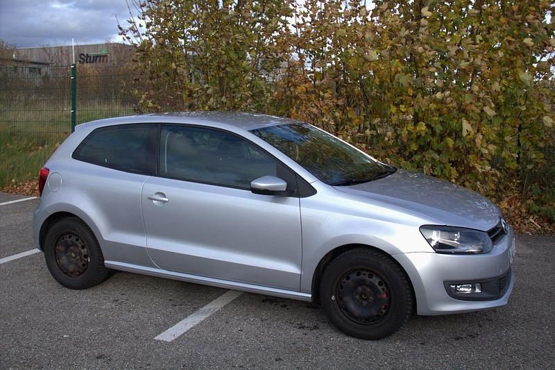 Gebraucht VW Polo Team 105 PS (77 kW) 2010 Silber Kleinwagen