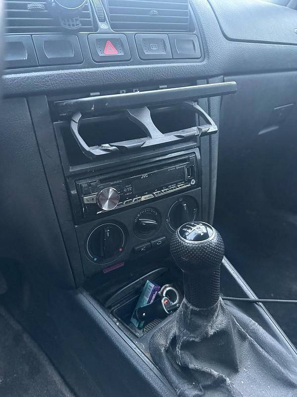 Gebraucht VW Golf IV 75 PS (55 kW) 1999 Blau Kleinwagen