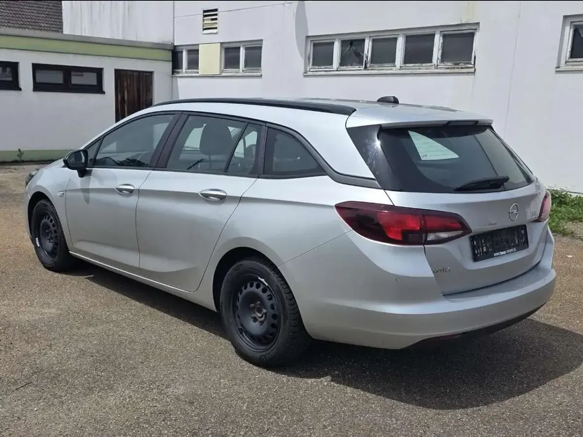Gebraucht Opel Astra Edition 122 PS (89 kW) 2021 Argon silber/ice silver (m2) Kombi