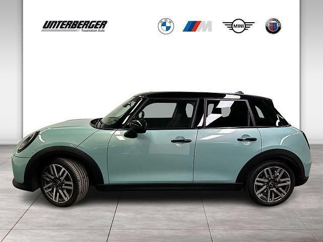 Gebraucht Mini Cooper Classic 114 kW (156 PS) 2025 Ocean wave green met. Kleinwagen