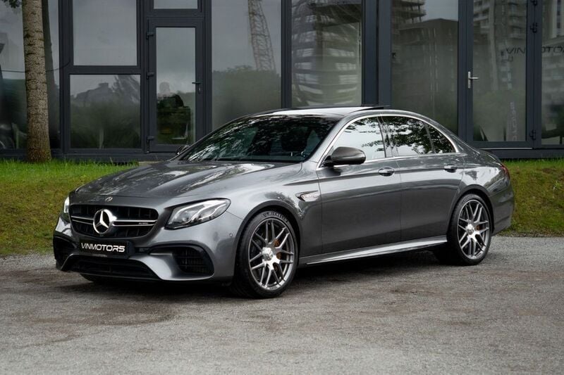 Grau Gebraucht 2018 Mercedes E63S AMG AMG Limousine | 58.000 € (Superpreis) - Bild 1/4