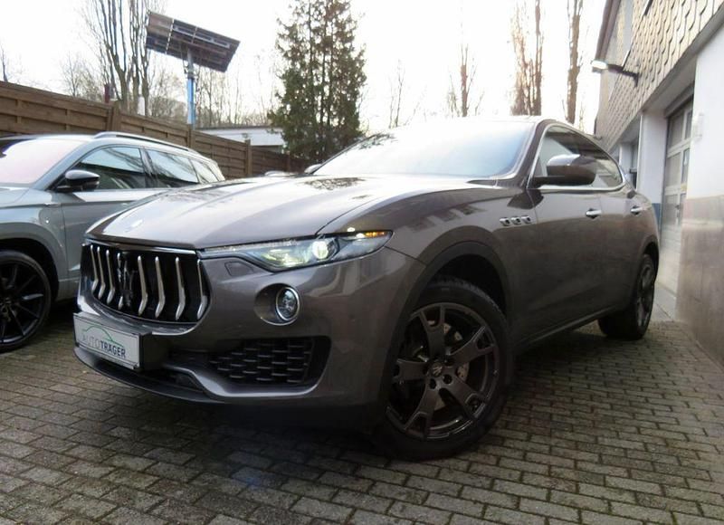Gebraucht Maserati Levante 430 PS (316 kW) 2018 Grau SUV