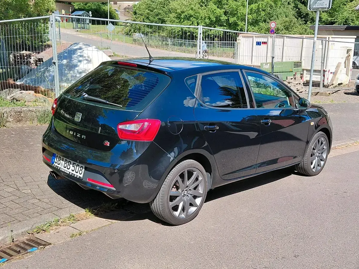 Gebraucht Seat Ibiza FR 105 PS (77 kW) 2014 Schwarz Kleinwagen