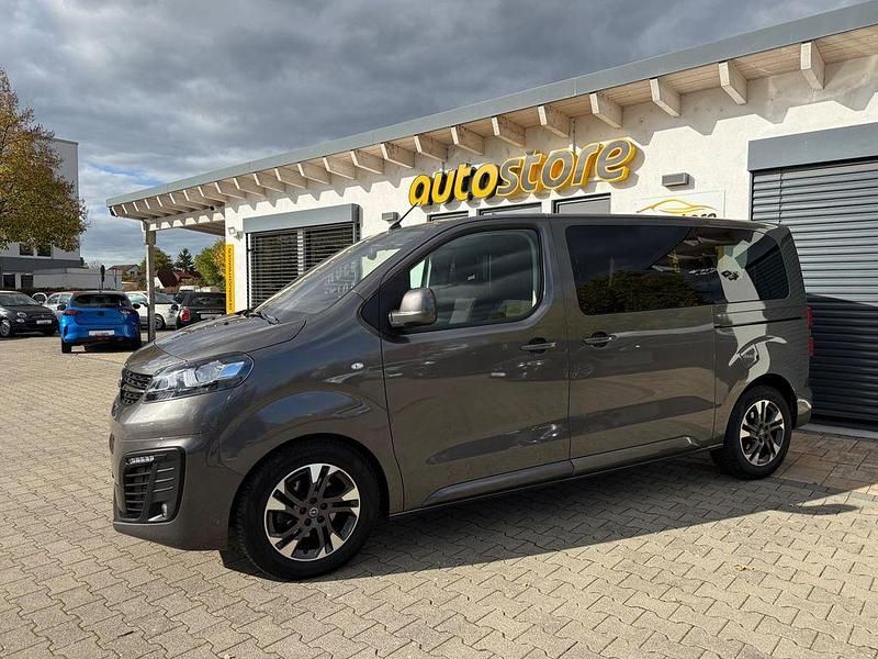Moonstone grey Gebraucht 2021 Opel Zafira Life Edition Van | 31.985 € (Superpreis) - Bild 1/4