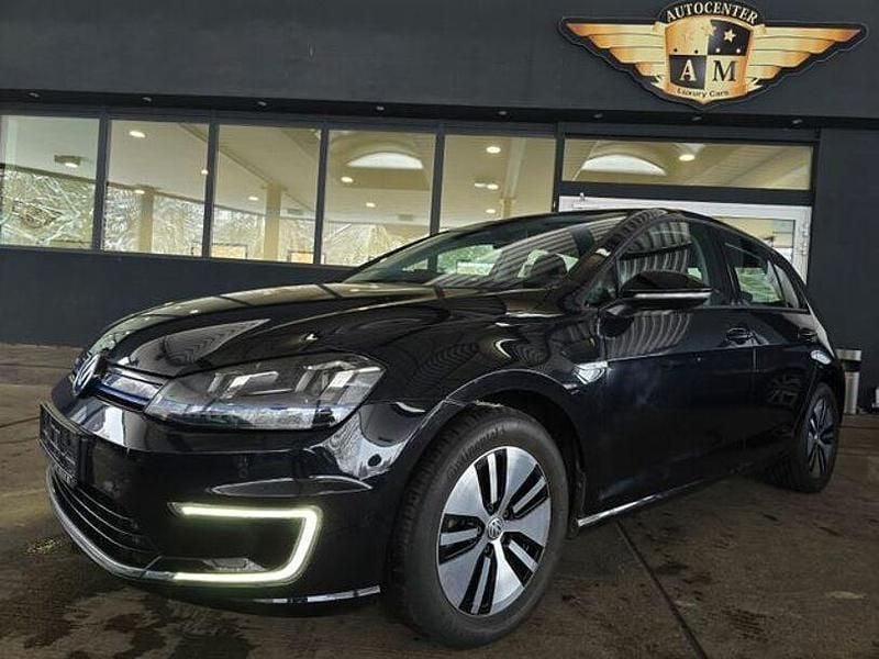 Gebraucht VW e-Golf 125 kW (170 PS) 2015 Schwarz Kleinwagen
