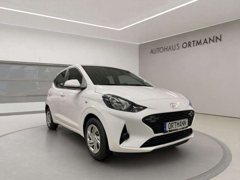Atlas white / sol Neu 2024 Hyundai i10 Select Kleinwagen | 17.290 € (Fairer Preis) - Bild 1/4
