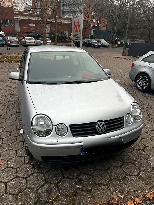 Silber Gebraucht 2004 VW Polo Kleinwagen | 3.500 € (Teuer) - Bild 1/4