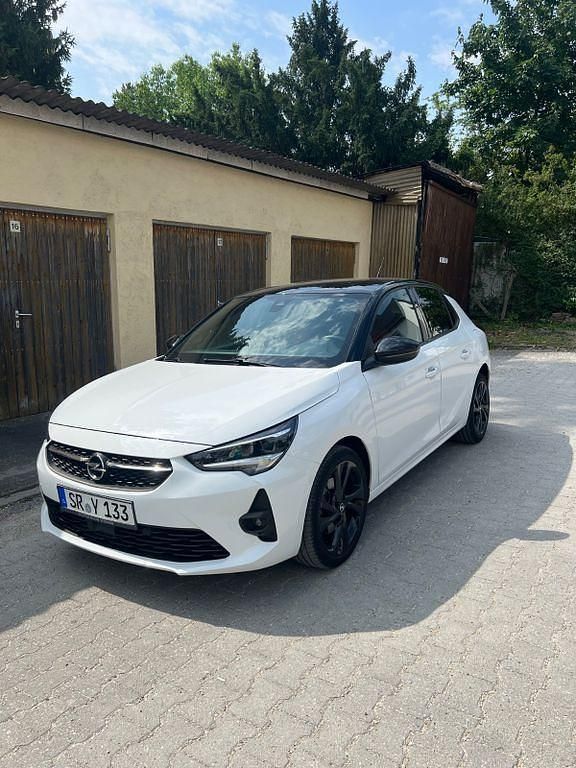 Używany Opel Corsa 101 KM (74 kW) 2019 Biały Hatchback