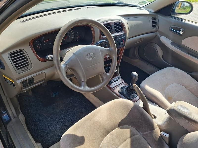 Gebraucht Hyundai Sonata GLS 160 PS (117 kW) 2001 Schwarz Limousine