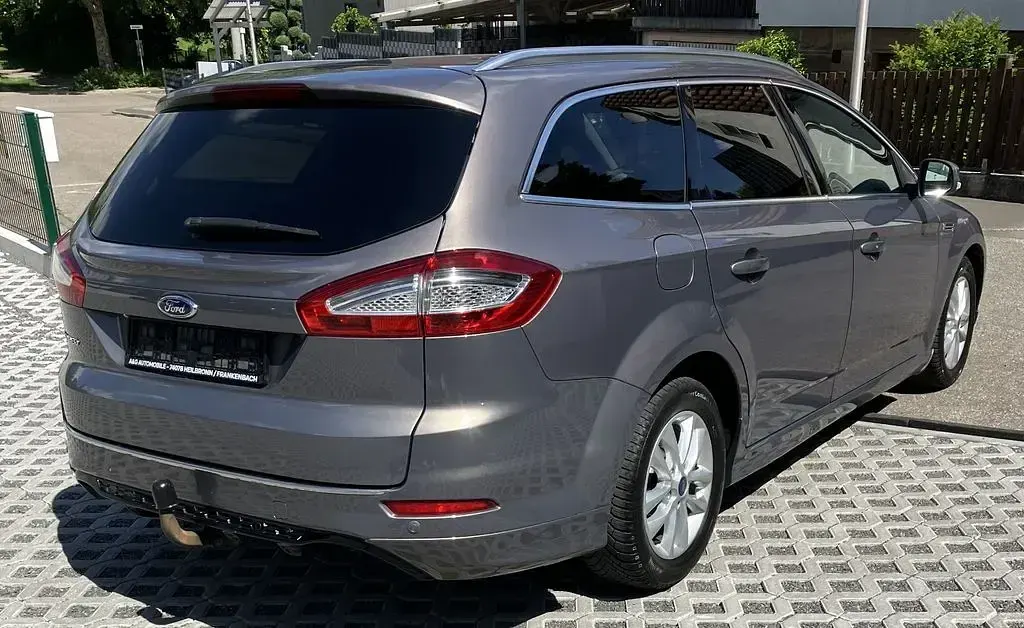 Gebraucht Ford Mondeo Titanium S 163 PS (119 kW) 2014 Silber Limousine