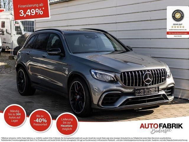 Grau selenitgrau metalliclack Gebraucht 2019 Mercedes GLC63 AMG AMG SUV | 45.990 € - Bild 1/4