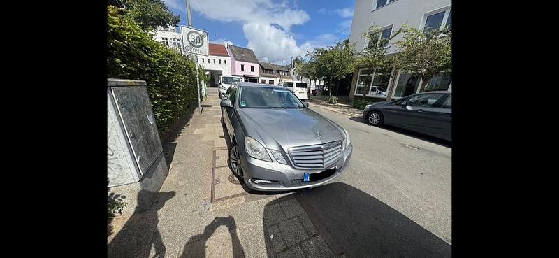 Gebraucht Mercedes 250 204 PS (150 kW) 2009 Grau Limousine
