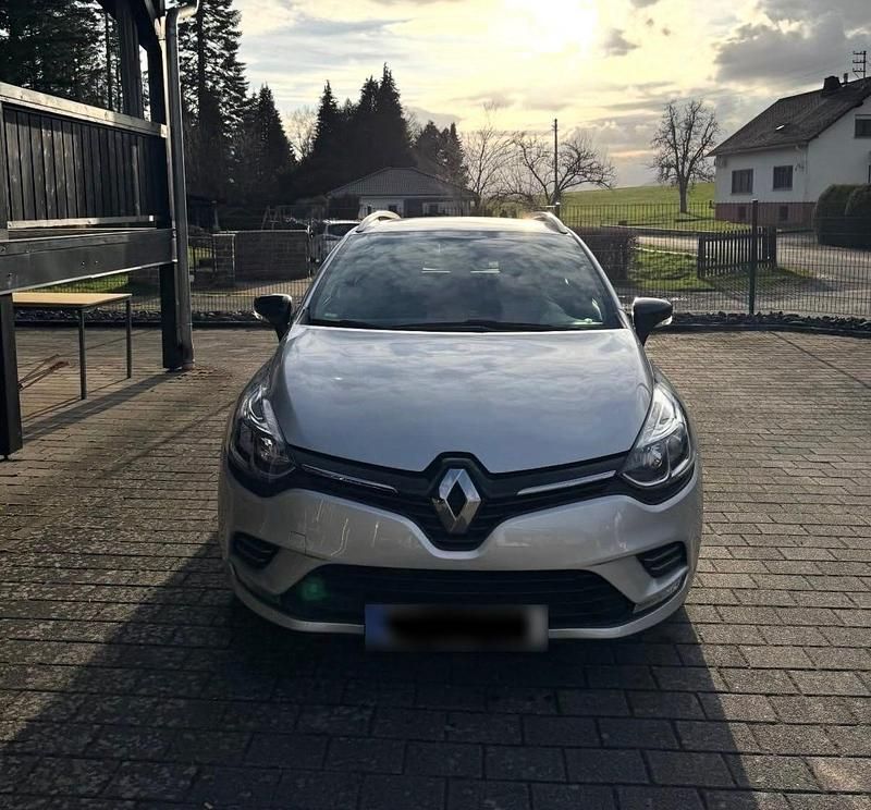 Gebraucht Renault Clio V LIMITED 90 PS (66 kW) 2020 Silber Kleinwagen