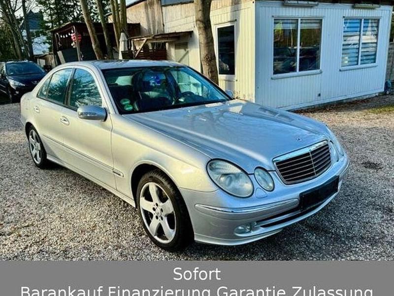 Gebraucht Mercedes E200 Avantgarde 163 PS (119 kW) 2002 Silber Limousine
