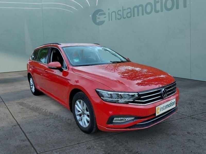 Rot Gebraucht 2022 VW Passat Business Kombi | 24.279 € (Guter Preis) - Bild 1/4