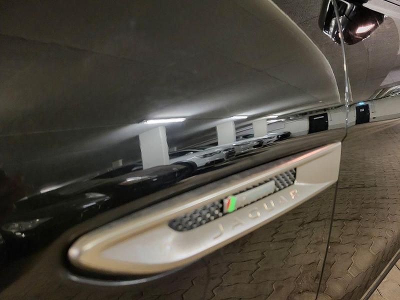 Gebraucht Jaguar XF R-Sport 300 PS (220 kW) 2016 Schwarz Limousine