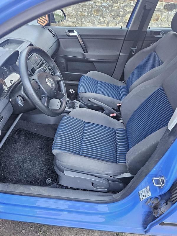 Gebraucht VW Polo 55 PS (40 kW) 2005 Blau Kleinwagen