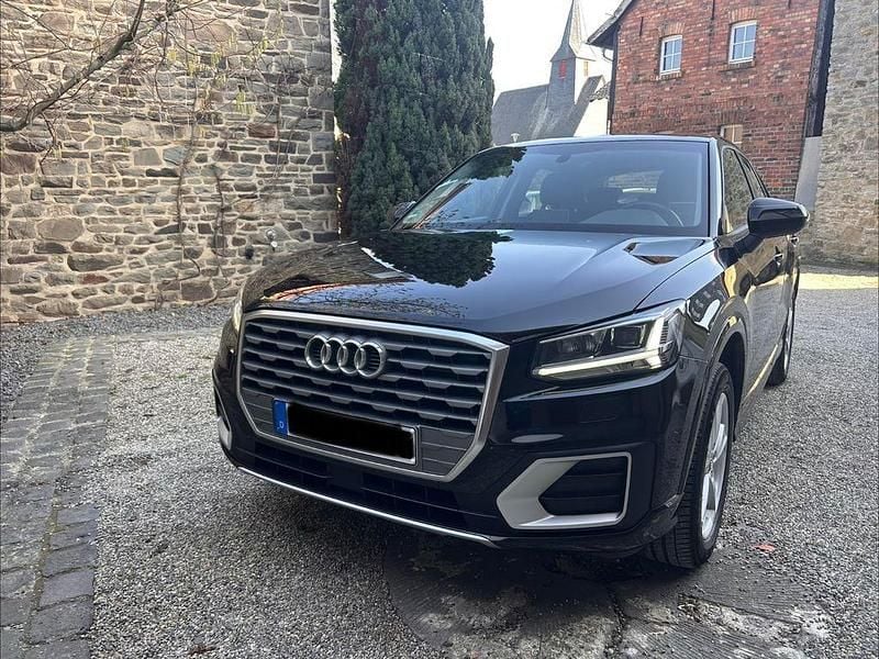 Gebraucht Audi Q2 Advanced 150 PS (110 kW) 2020 Schwarz SUV